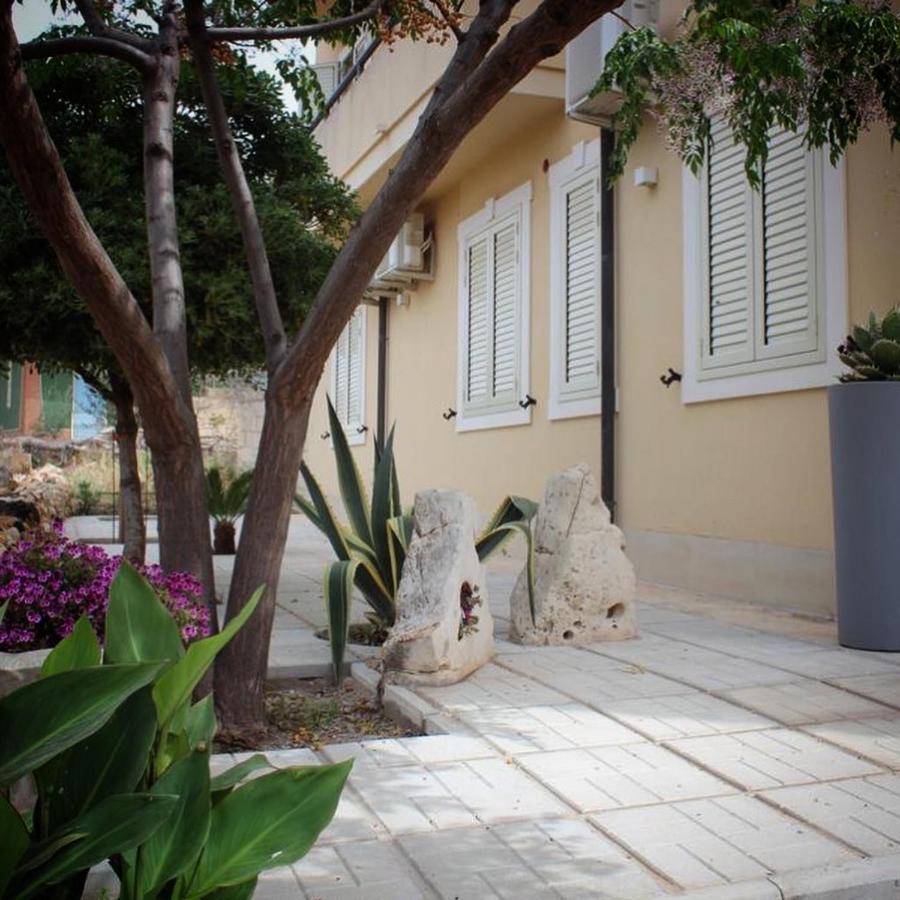 לינה וארוחת בוקר Portopalo Di Capo Passero Il Giardino Nascosto מראה חיצוני תמונה