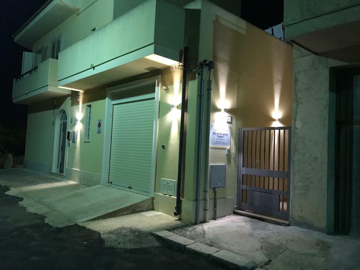 לינה וארוחת בוקר Portopalo Di Capo Passero Il Giardino Nascosto מראה חיצוני תמונה